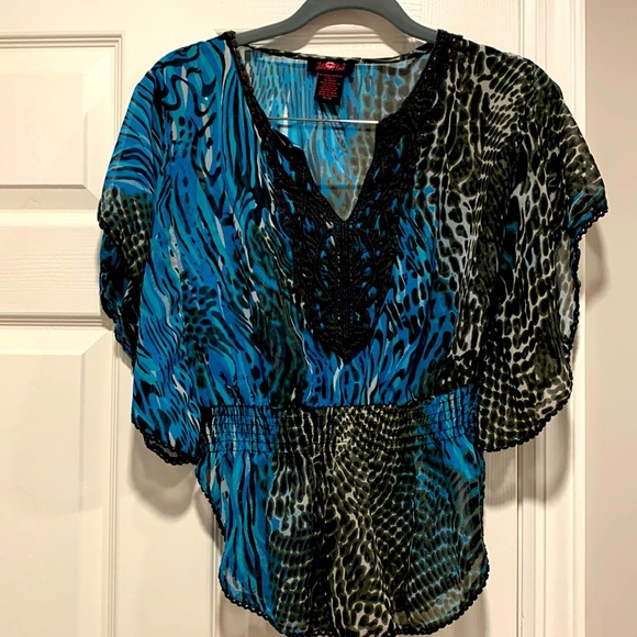 Ultra Flirt Tops - Boho Animal Print Top in Blue